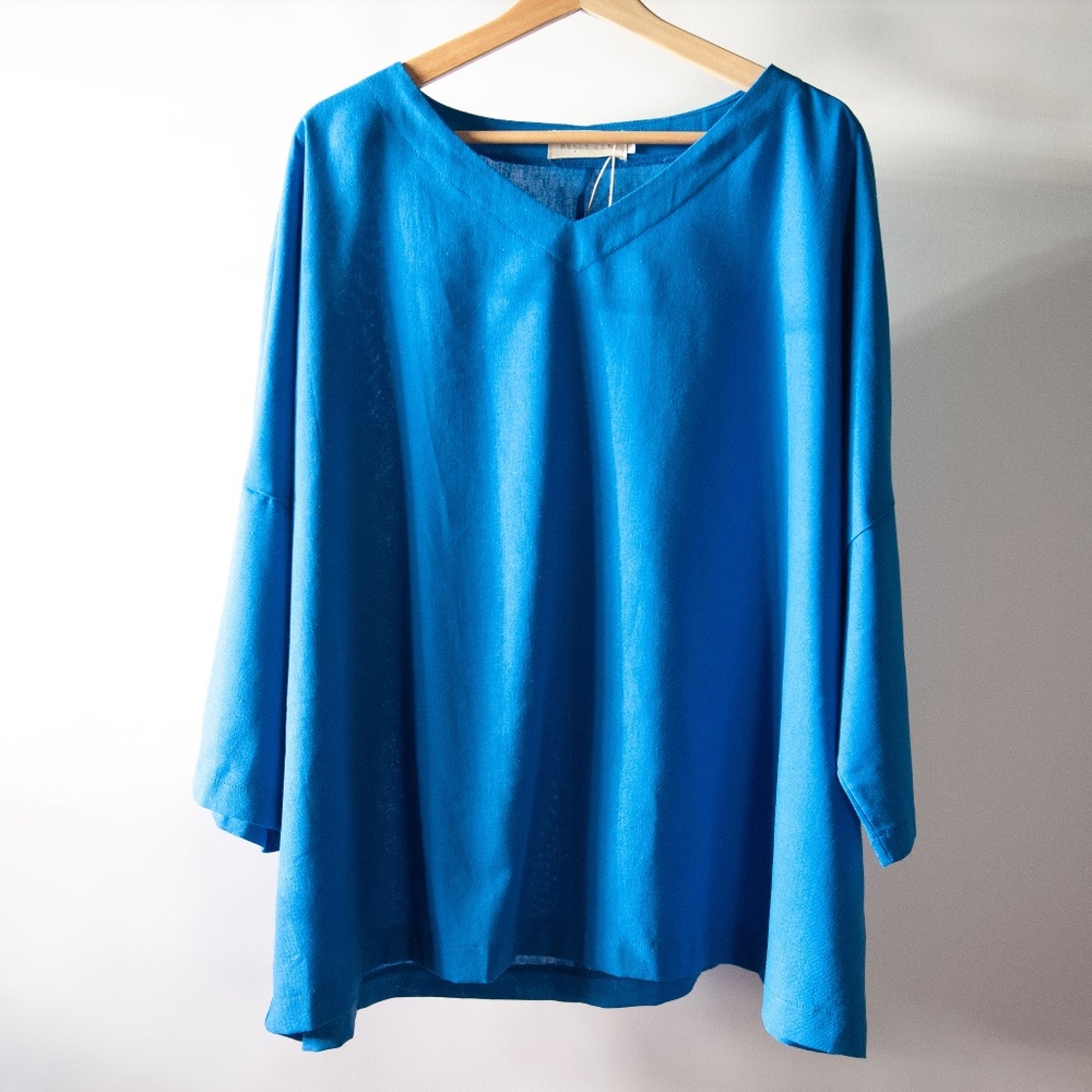 Belle Zeke V-Neck 3/4 Sleeve Top